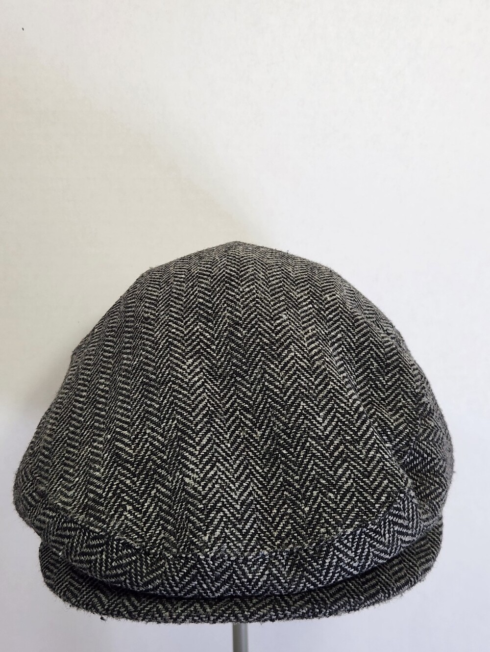 Brixton Men's Medium 7 1/4 (58cm) Gray Herringbone Lined Flat Cap Newsboy Hat